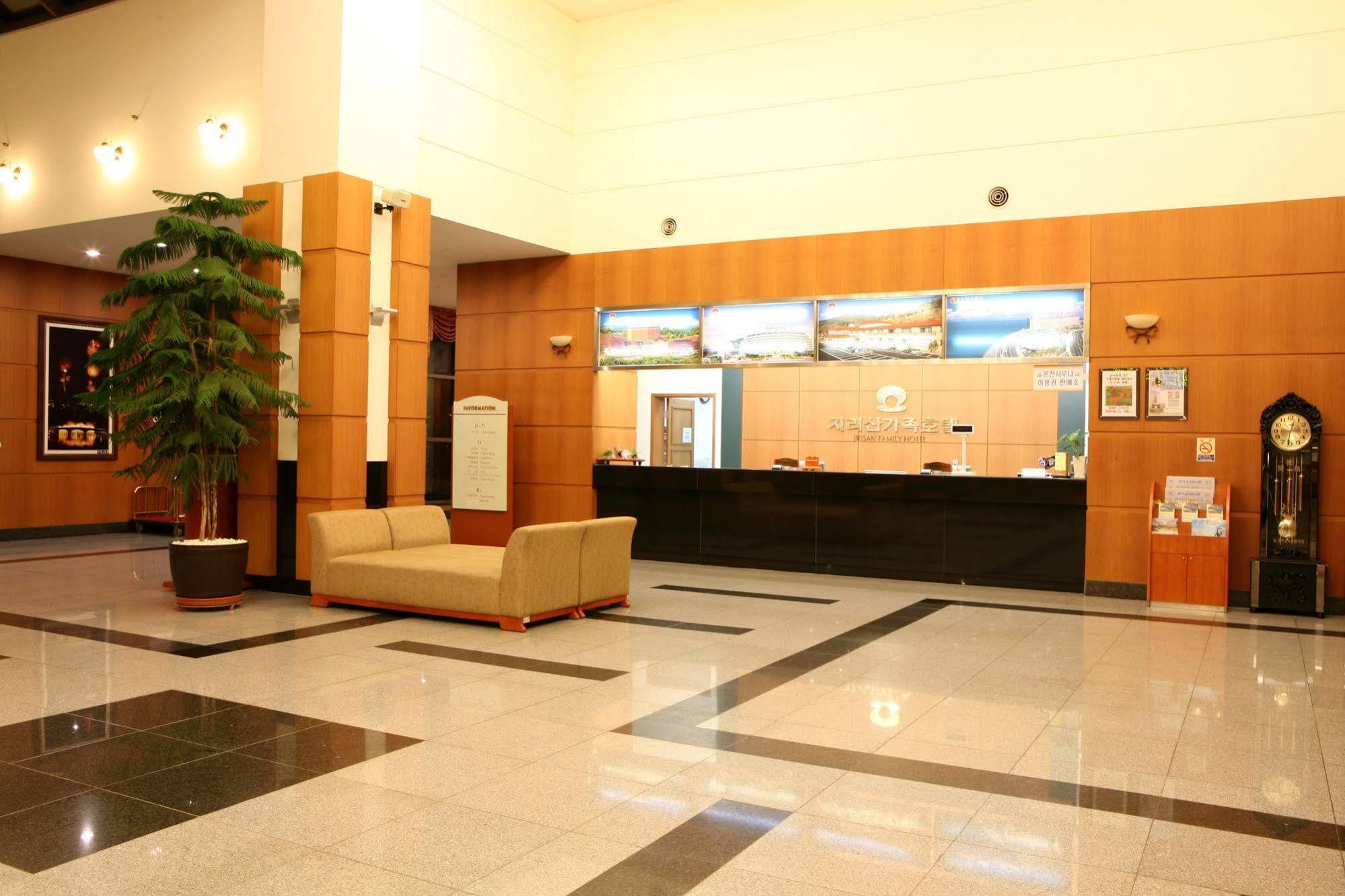The K Jirisan Family Hotel Gurye Εξωτερικό φωτογραφία